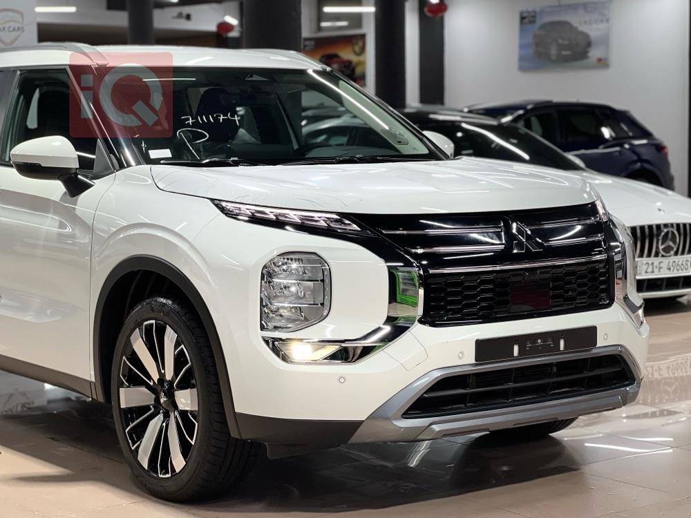 https://cdn.iqcars.iod60d3e7d-cf2f-4dad-8f2a-39d2a7c54dd1_3.jpg